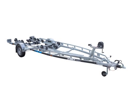 BP1500-RBAE multiroller boat trailer with flip-up LED tail lights